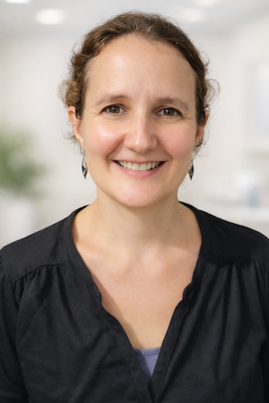 Macqaurie Park Physiotherapist Pauline Goudouneix 